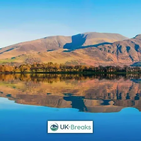 Traditional 17th Century With Free Parking * Keswick (Cumbria)